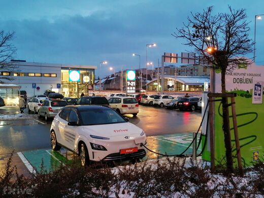 Lidl, Hradec Králové, Brněnská ul, supermarket