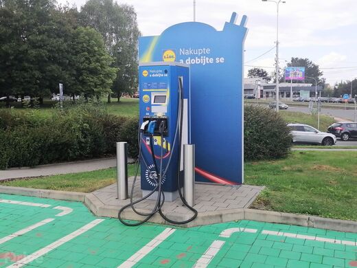 Lidl, Ostrava-Svinov, Sjízdná ul.