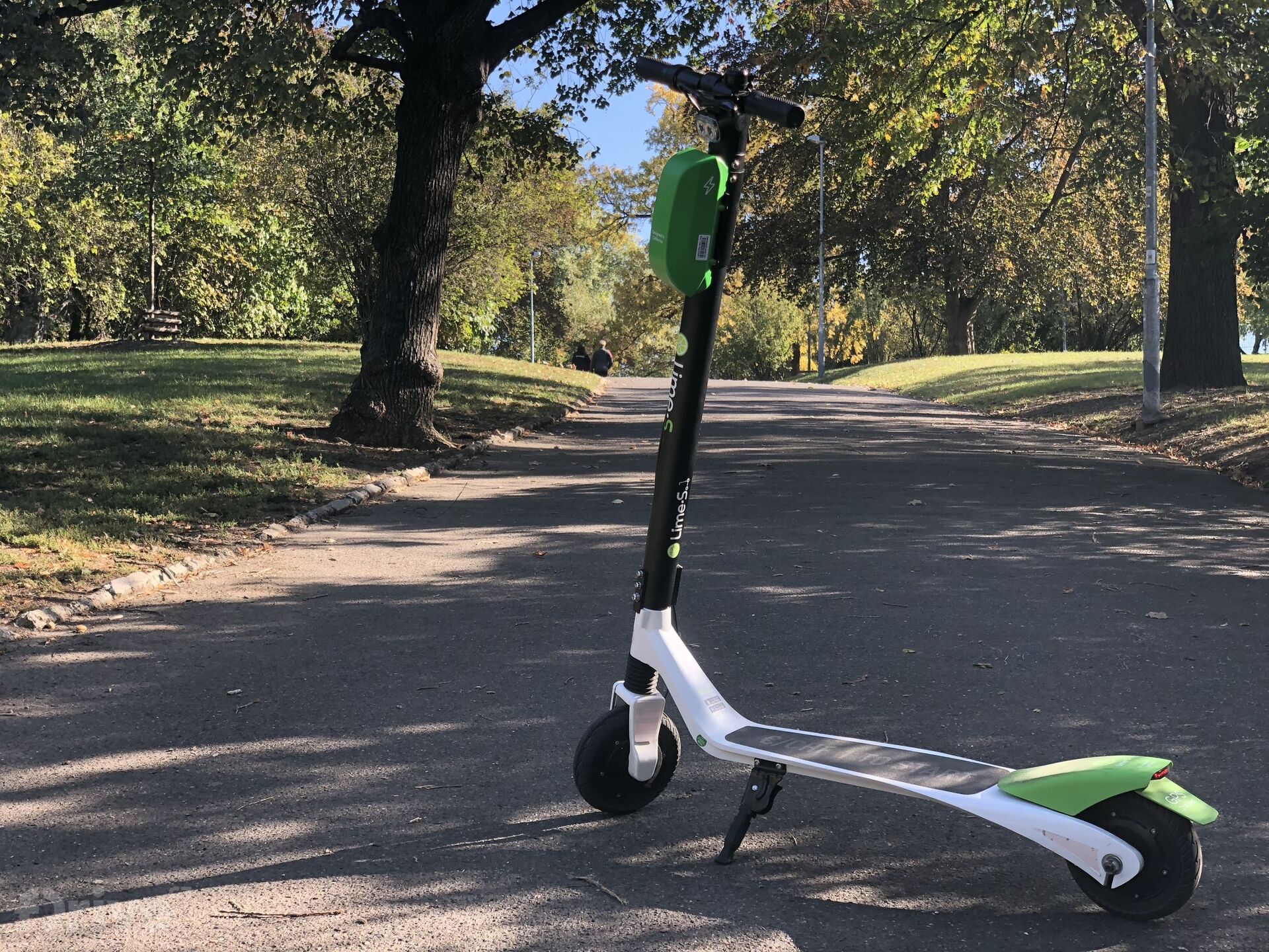 LimeBike Lime-S elektrokoloběžka - Test