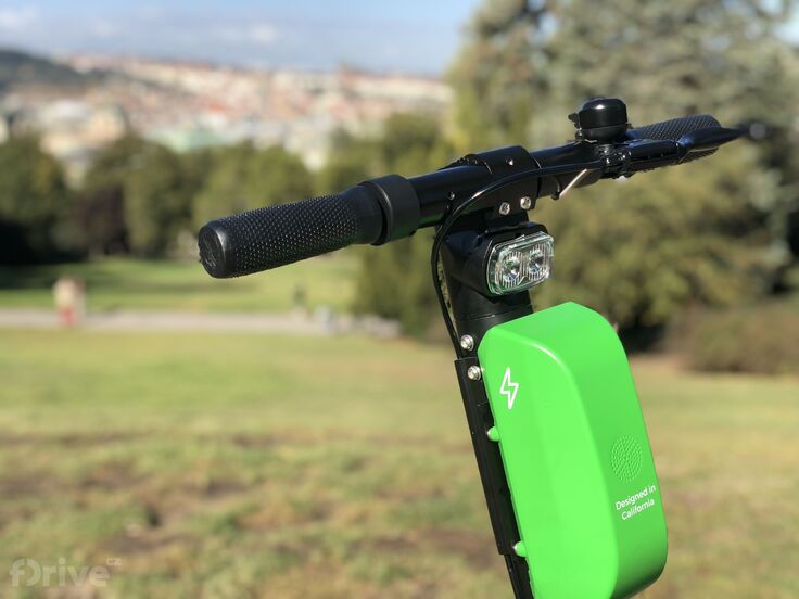 LimeBike Lime-S elektrokoloběžka - Test
