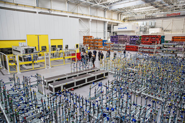 Lisovací linka PXL II v závodě Škody Auto