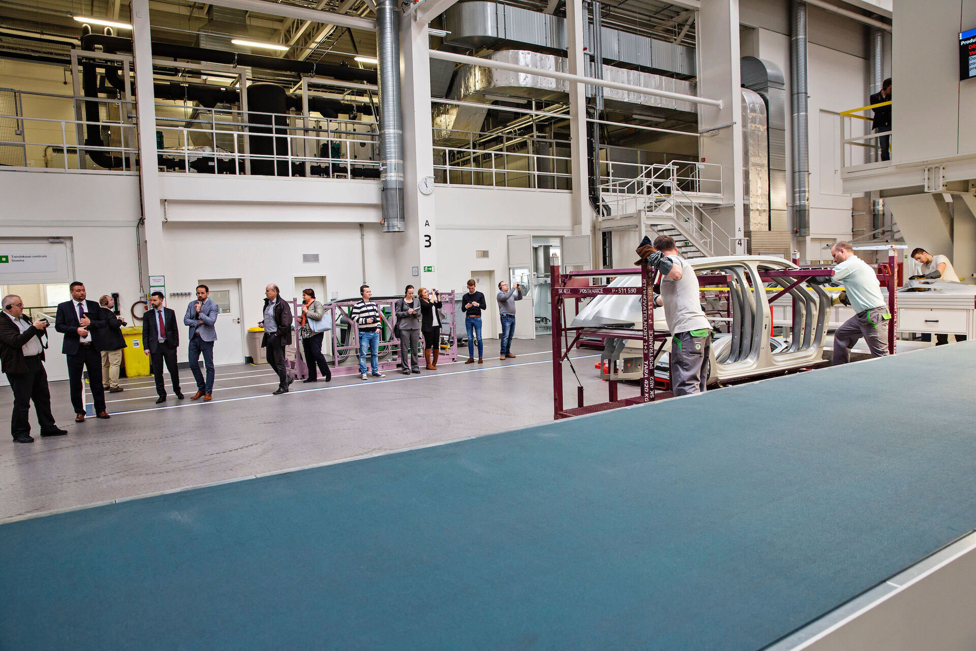 Lisovací linka PXL II v závodě Škody Auto