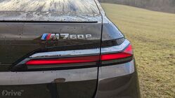 Luxusní plug-in hybrid BMW M760e xDrive