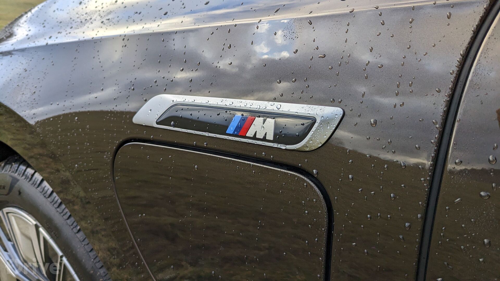 Luxusní plug-in hybrid BMW M760e xDrive