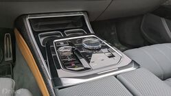 Luxusní plug-in hybrid BMW M760e xDrive