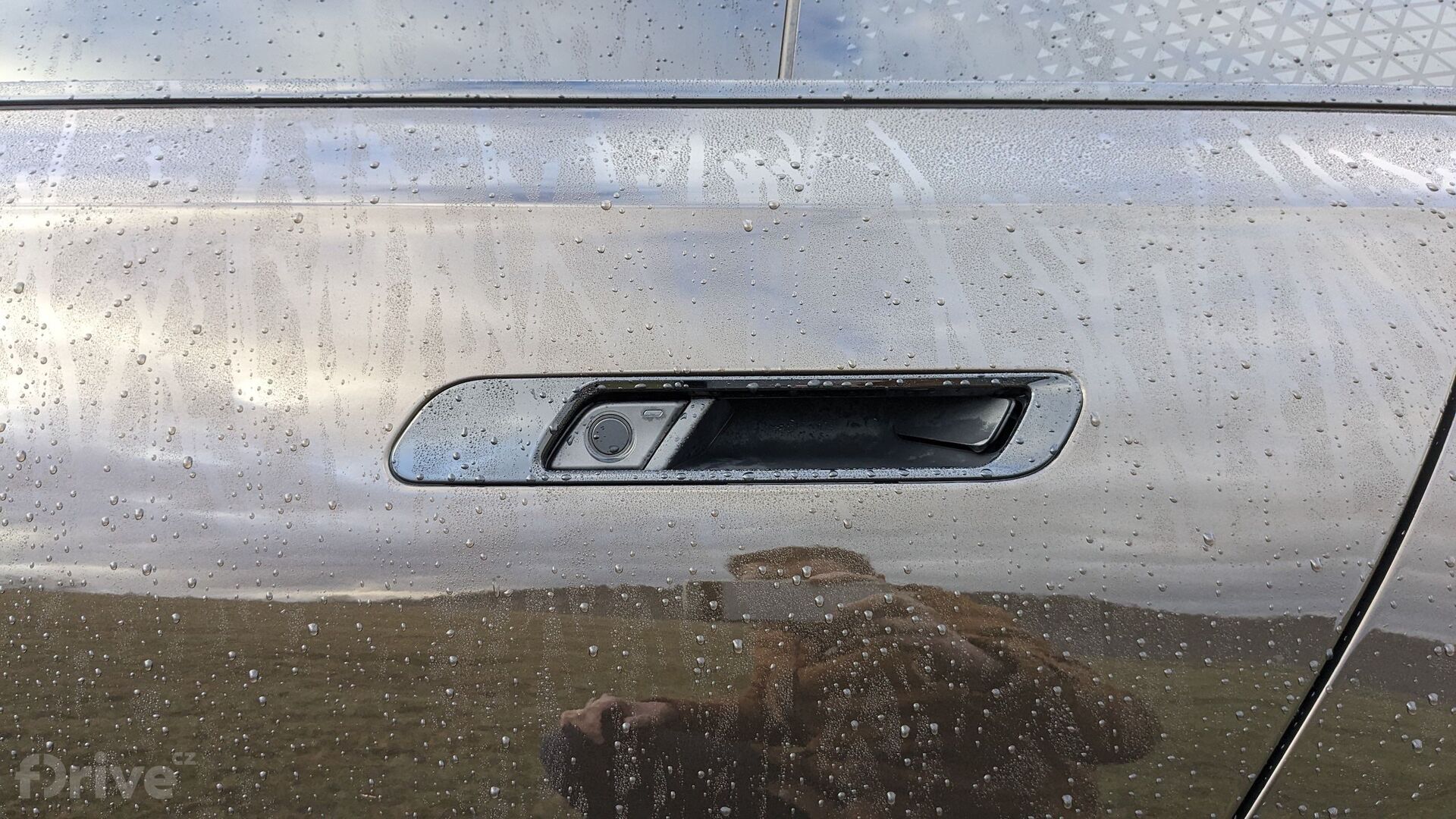 Luxusní plug-in hybrid BMW M760e xDrive