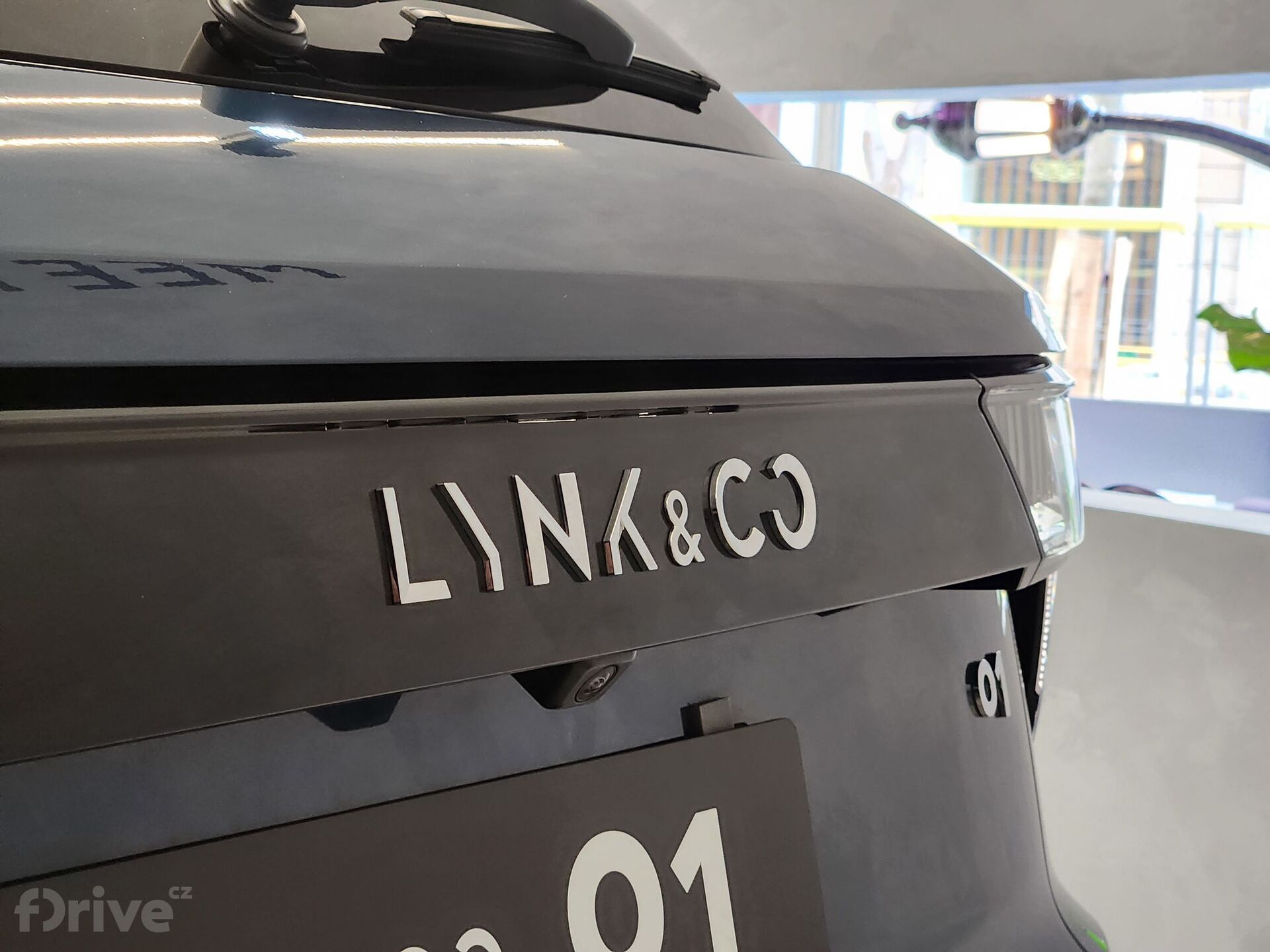 Lynk & Co 01