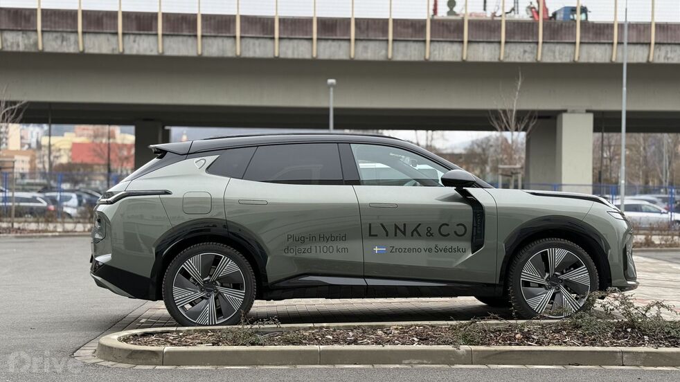 Lynk & Co 08