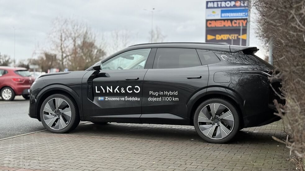 Lynk & Co 08
