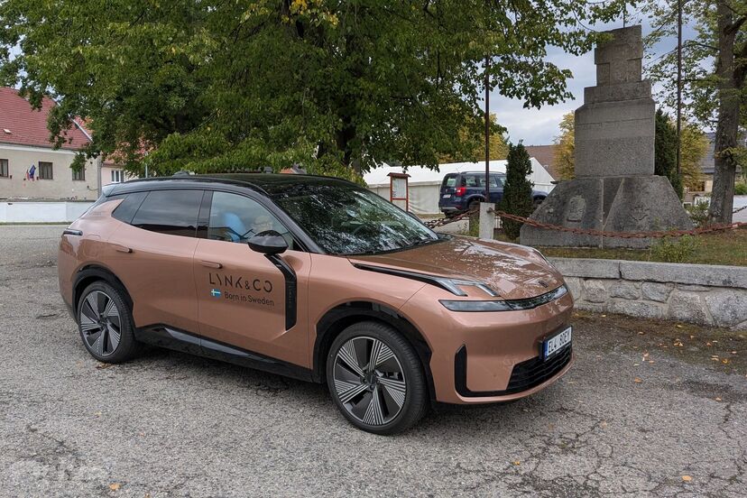 Lynk & Co 08