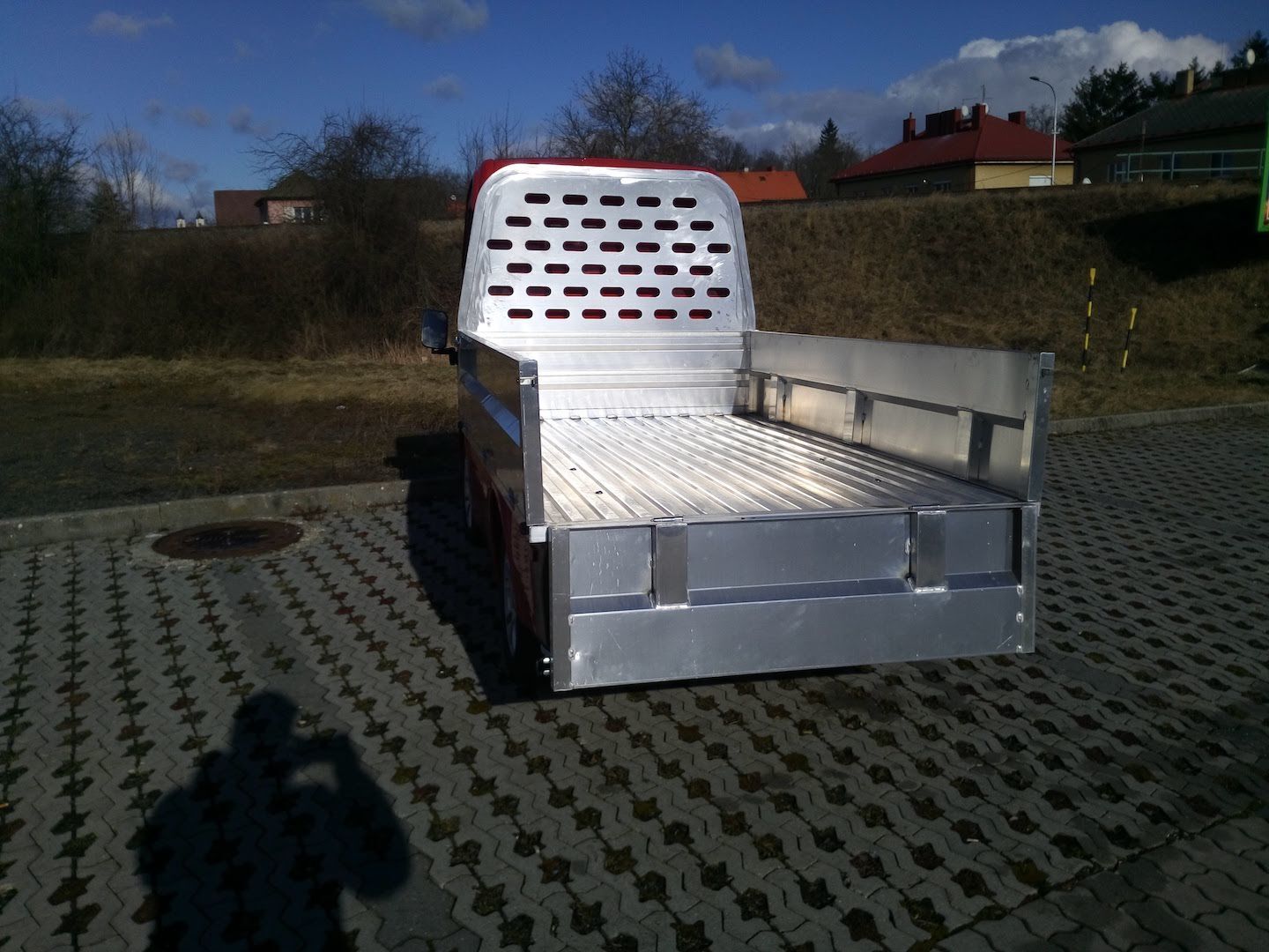 Malý nákladní elektromobil elBlesk Cenntro