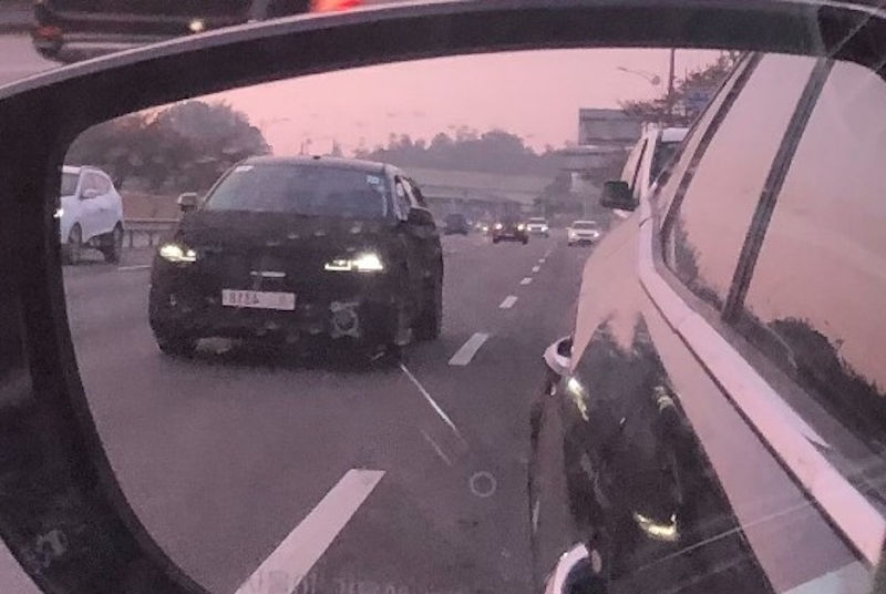 Maskovaný elektromobil Hyundai Ioniq 5