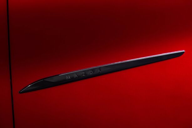 Mazda 6e (2025)
