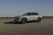 Mazda CX-6e