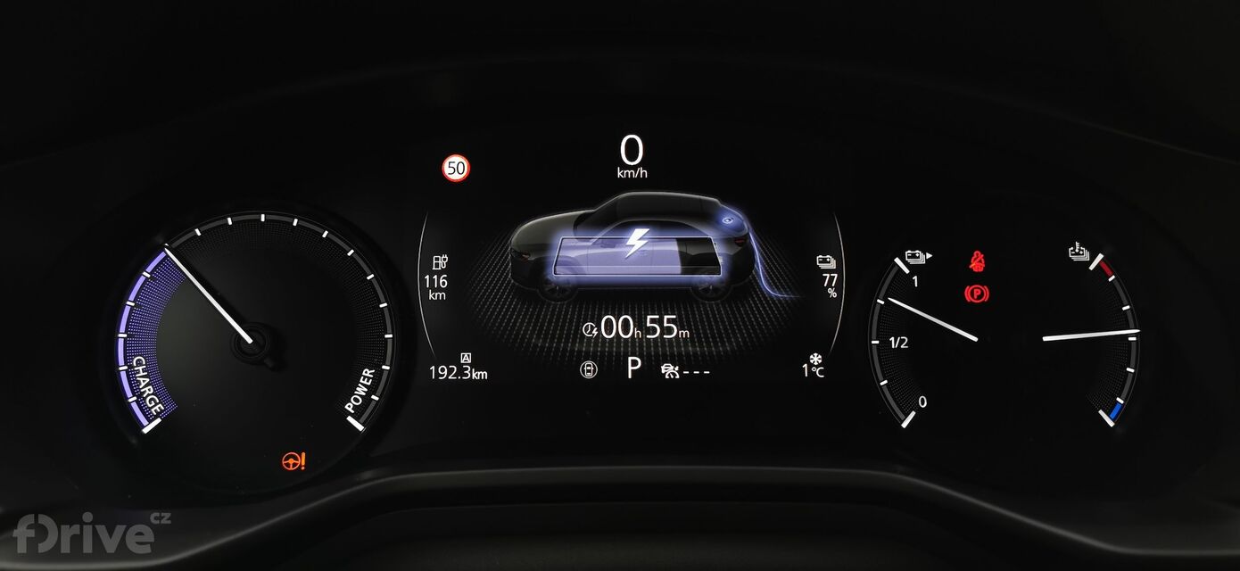 Mazda MX-30 - cesta do Alp