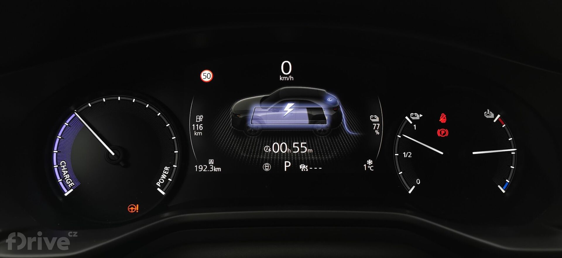 Mazda MX-30 - cesta do Alp