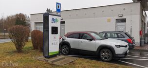 Mazda MX-30 - cesta do Alp