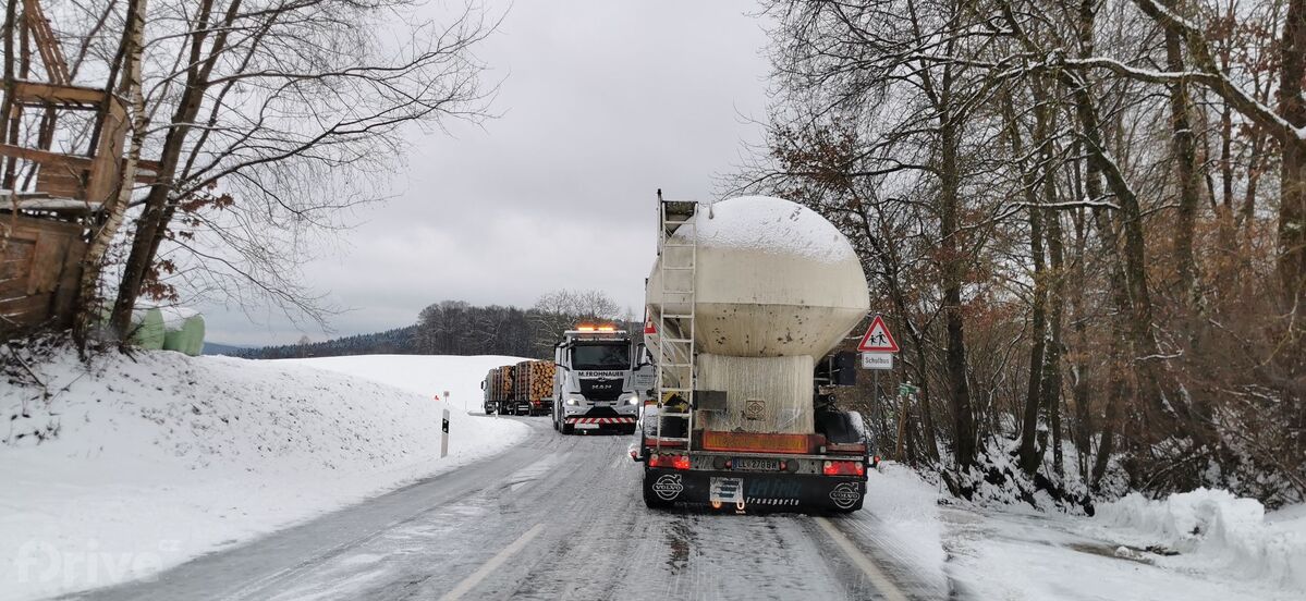 Mazda MX-30 - cesta do Alp