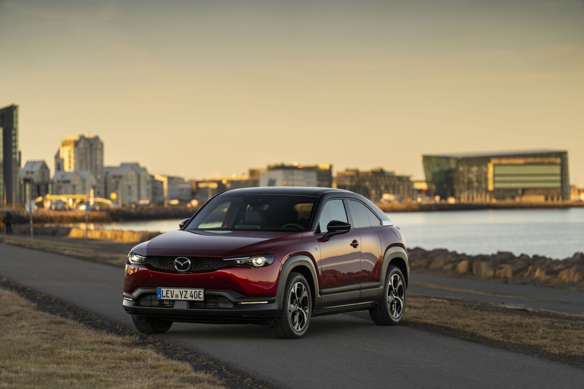 Mazda MX-30 e-Skyactiv R-EV