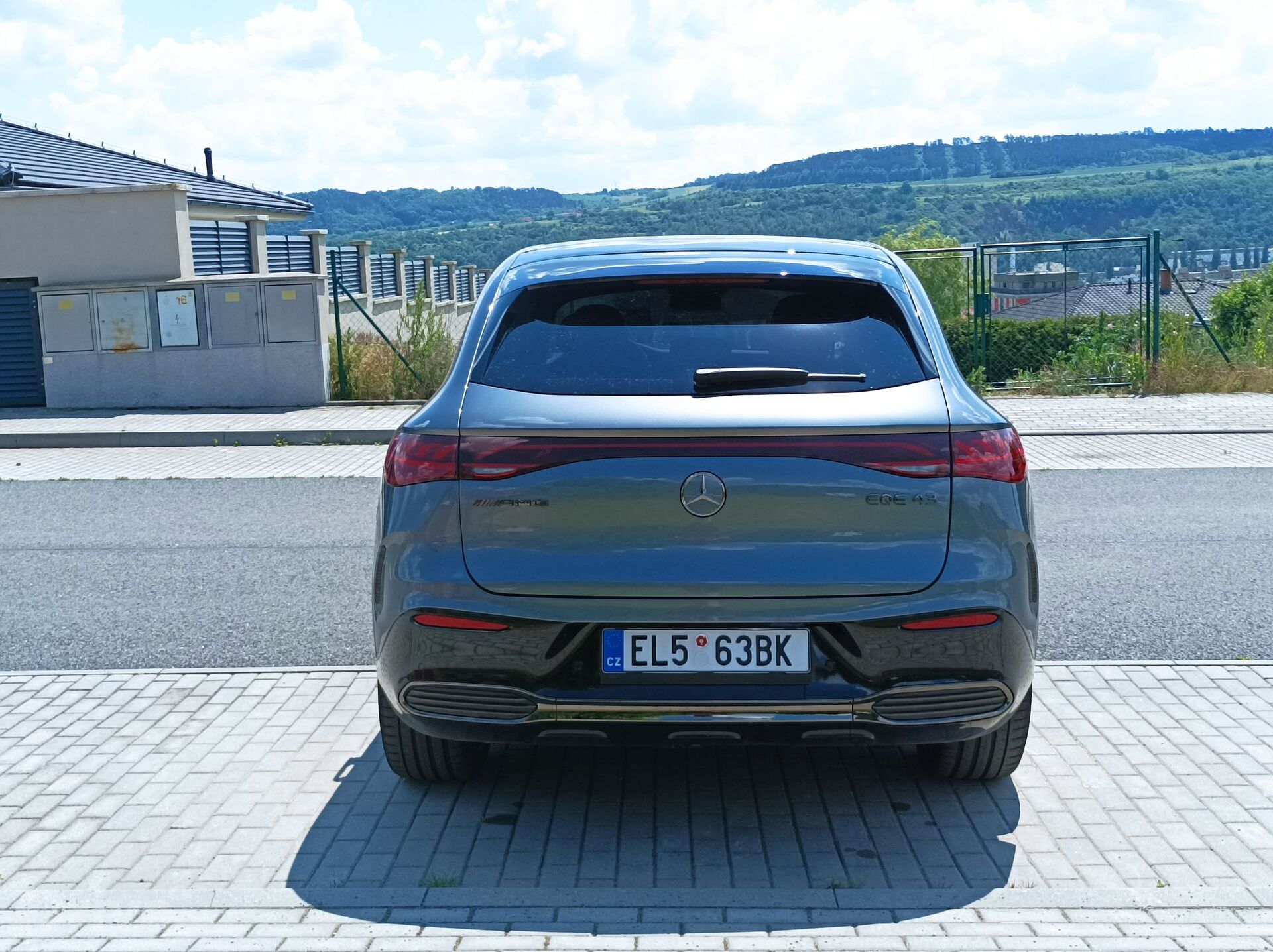 Mercedes-AMG EQE SUV 43 4Matic