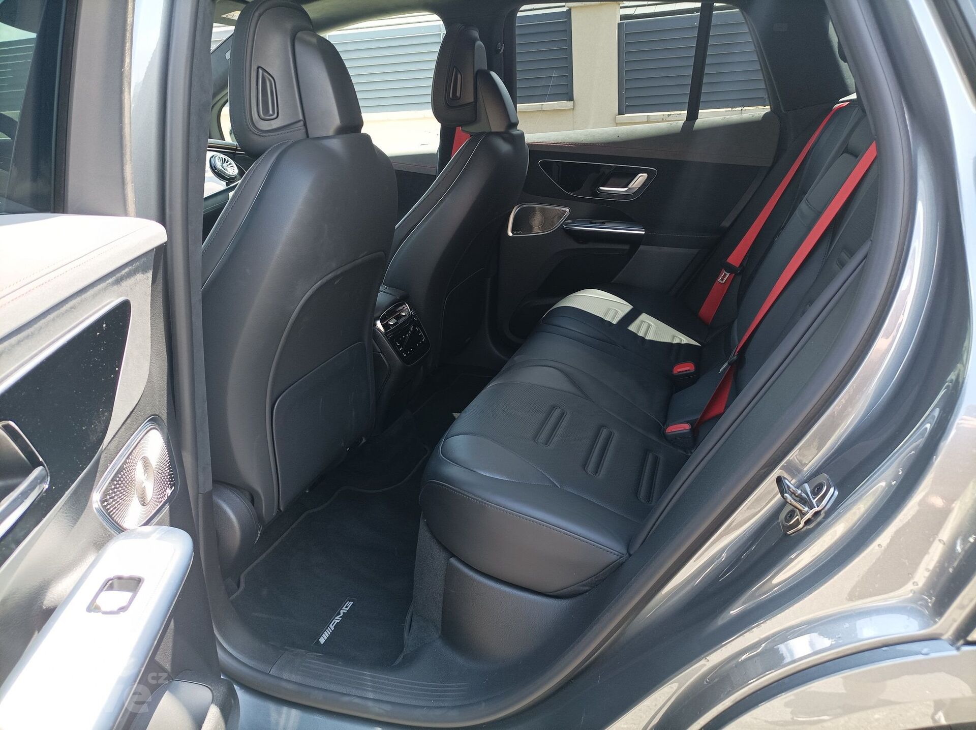 Mercedes-AMG EQE SUV 43 4Matic