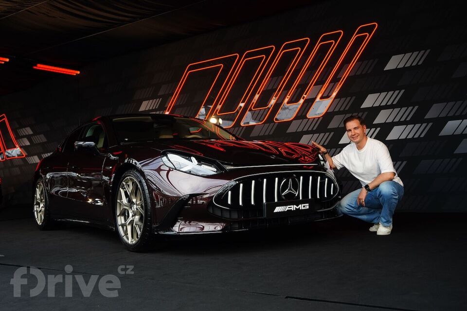 Mercedes-AMG GT 63