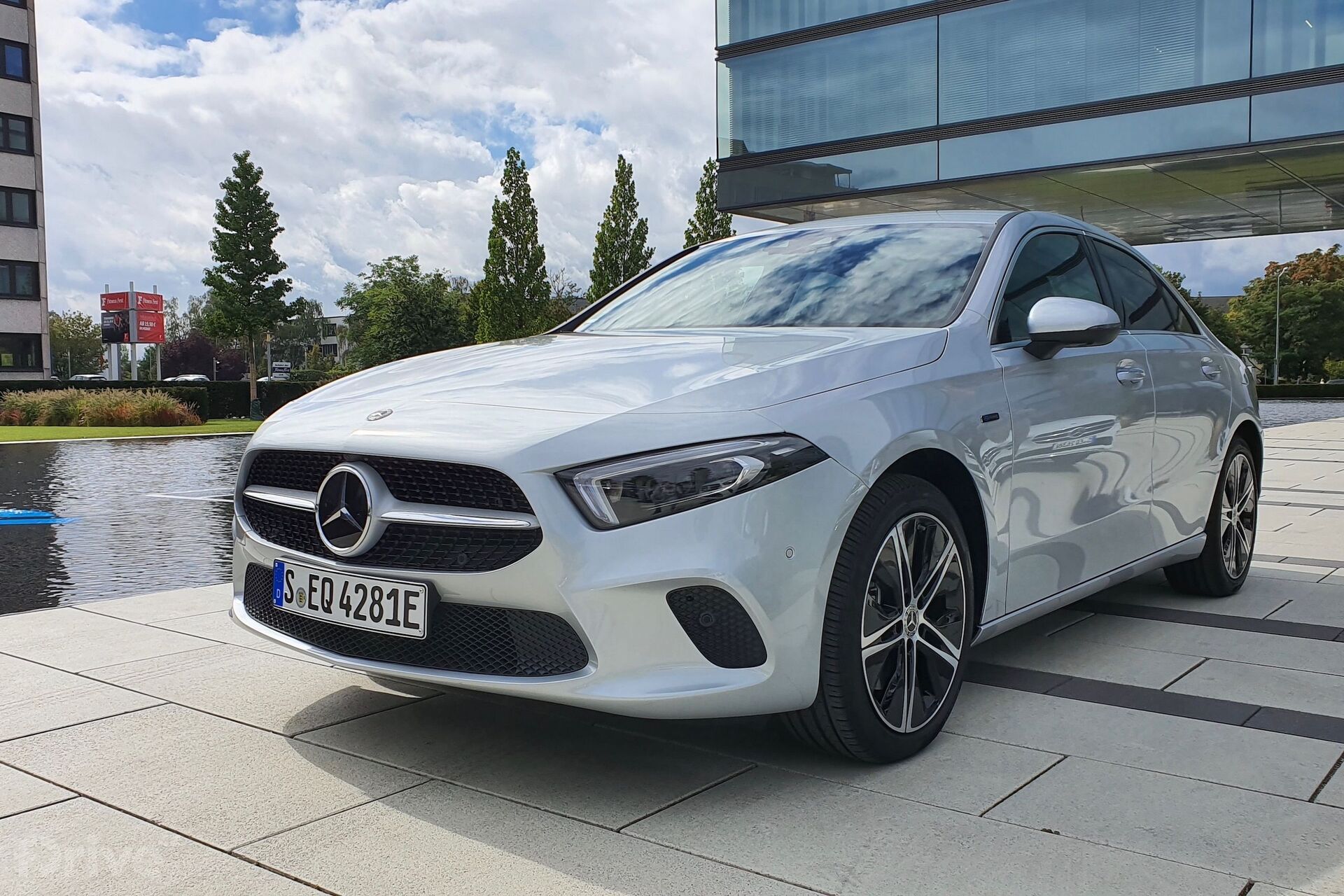 Mercedes-Benz A 250e (2019)