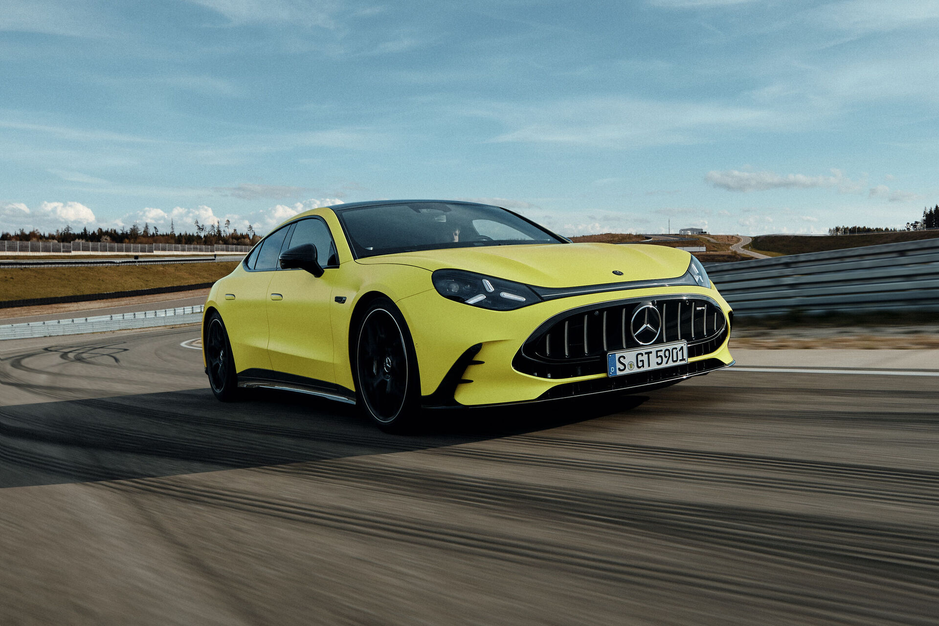 Mercedes-Benz AMG GT čtyřdveřové kupé