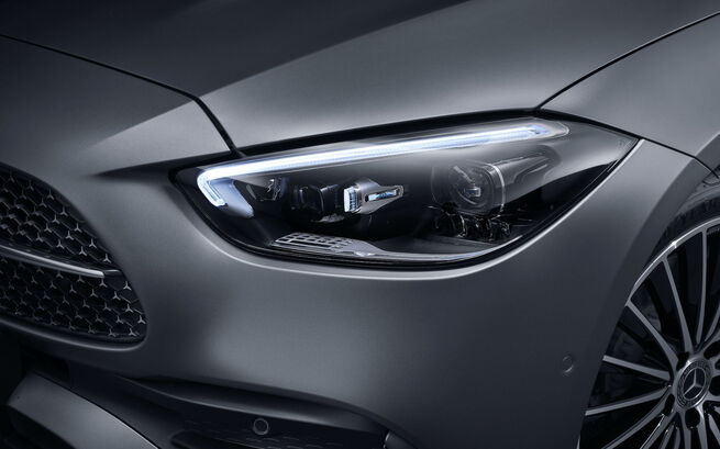 Mercedes-Benz C (2021)