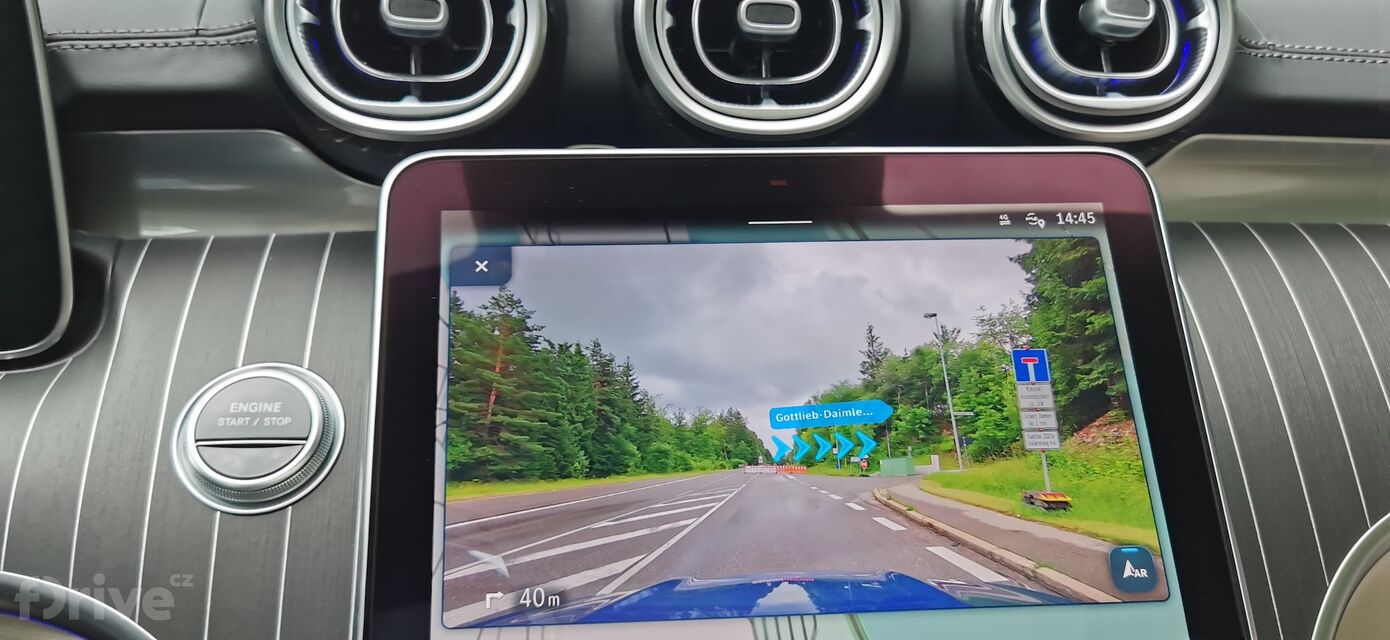 Mercedes-Benz C (2021)