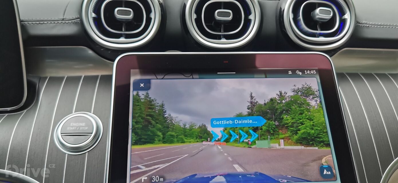 Mercedes-Benz C (2021)