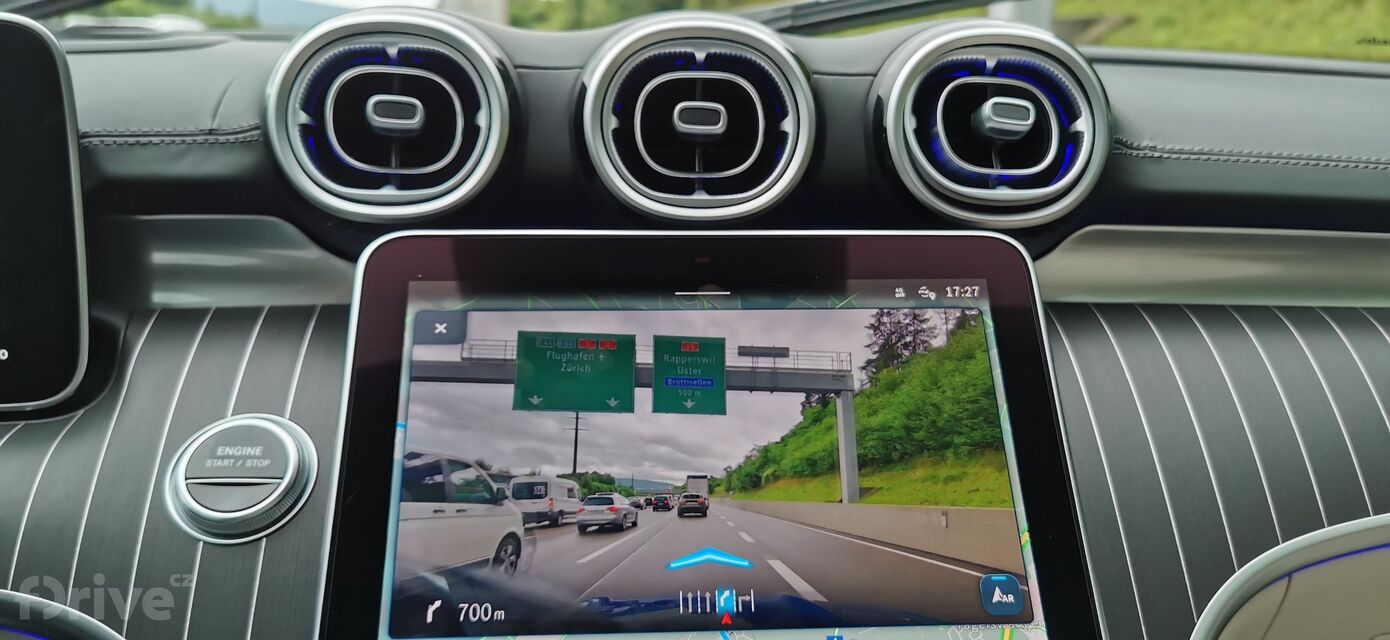 Mercedes-Benz C (2021)