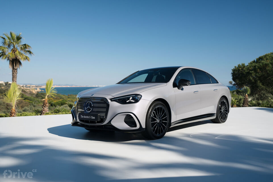 Mercedes-Benz C (2026)