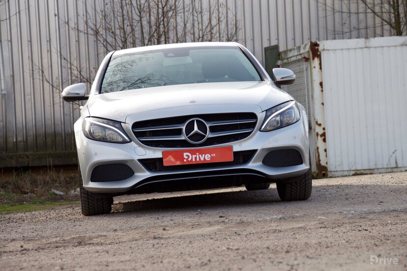 Mercedes-Benz C 350e (2015)