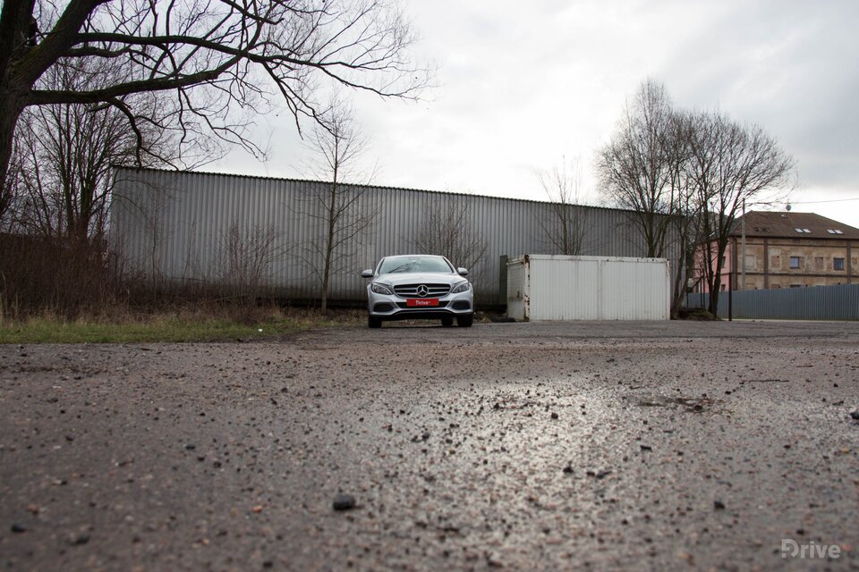 Mercedes-Benz C 350e (2015)