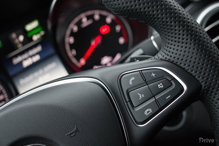 Mercedes-Benz C 350e (2015)