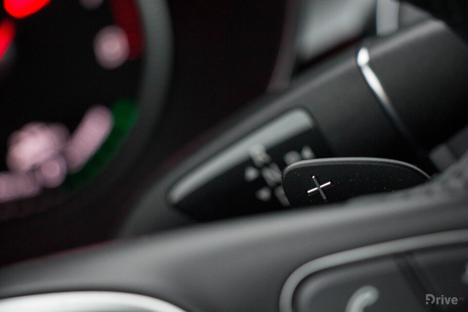 Mercedes-Benz C 350e (2015)