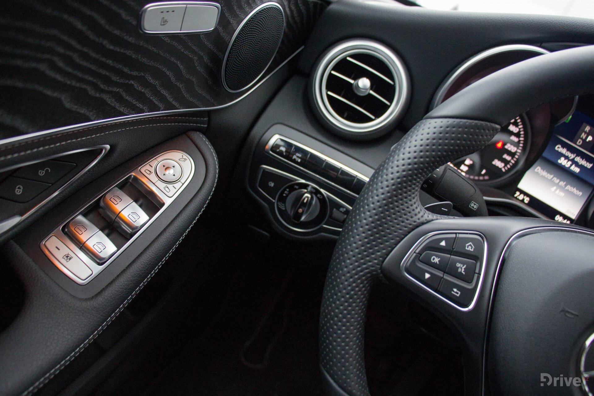 Mercedes-Benz C 350e (2015)