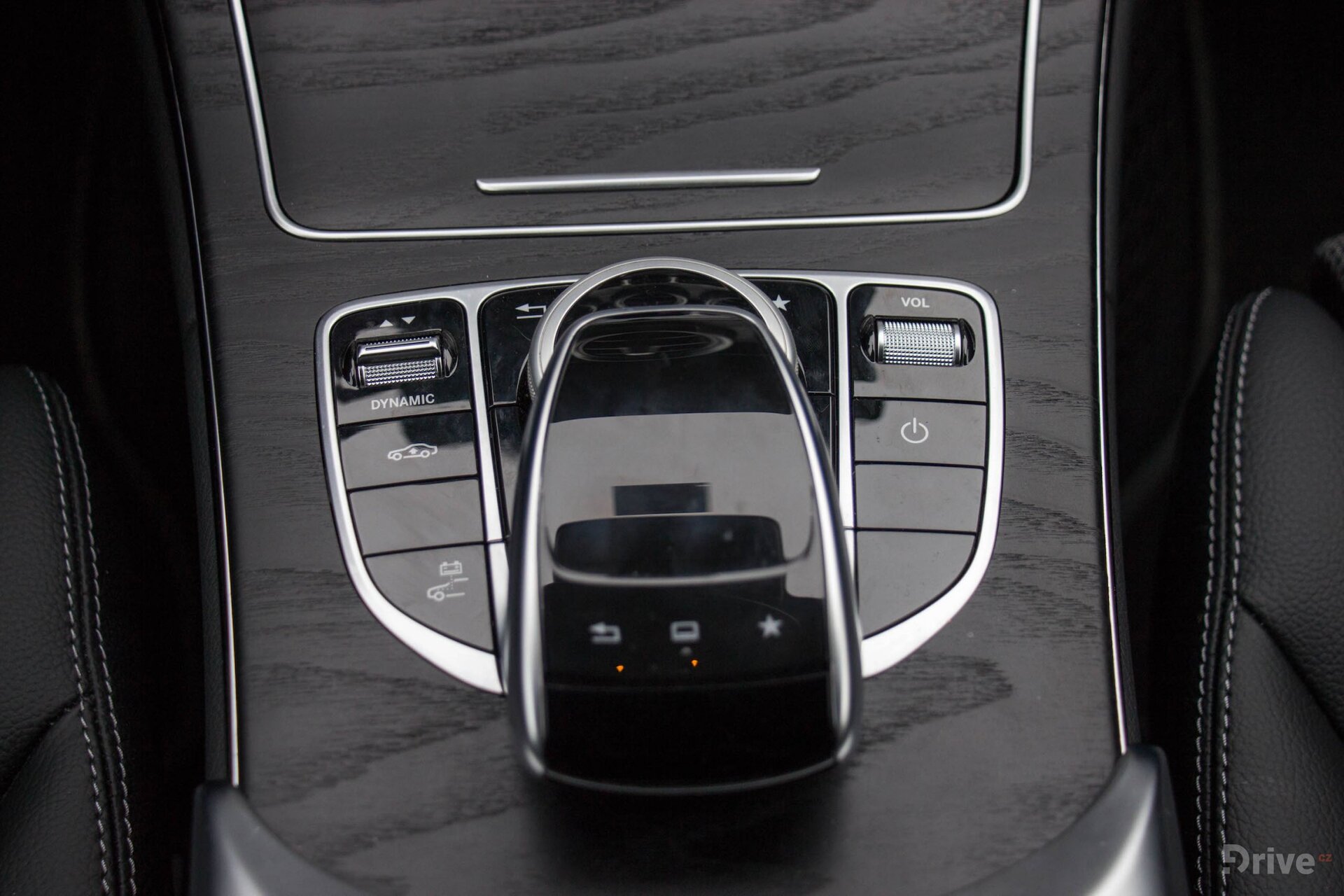 Mercedes-Benz C 350e (2015)