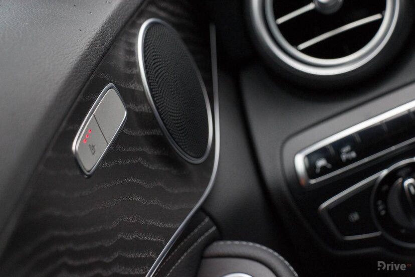 Mercedes-Benz C 350e (2015)