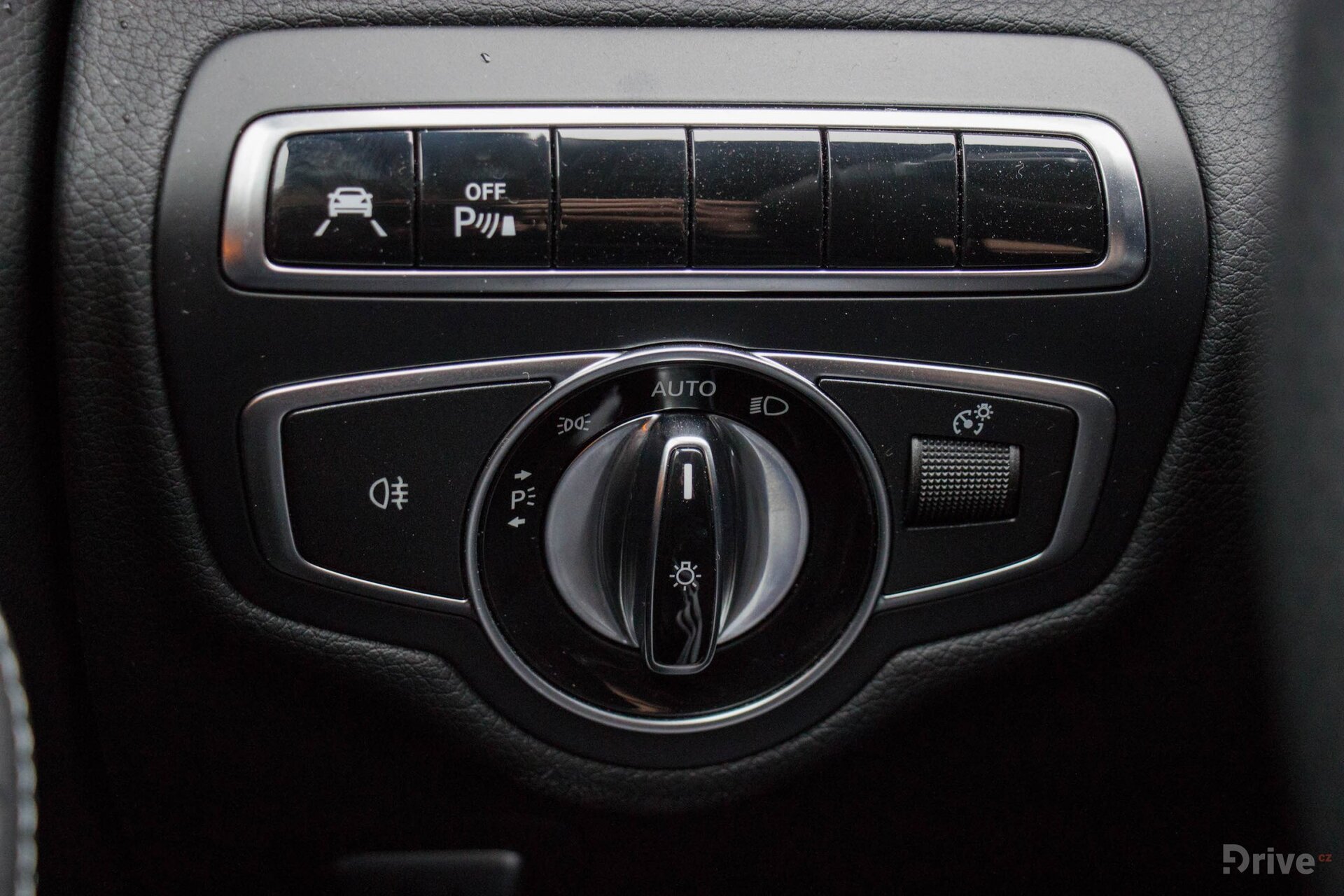 Mercedes-Benz C 350e (2015)