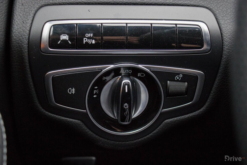 Mercedes-Benz C 350e (2015)