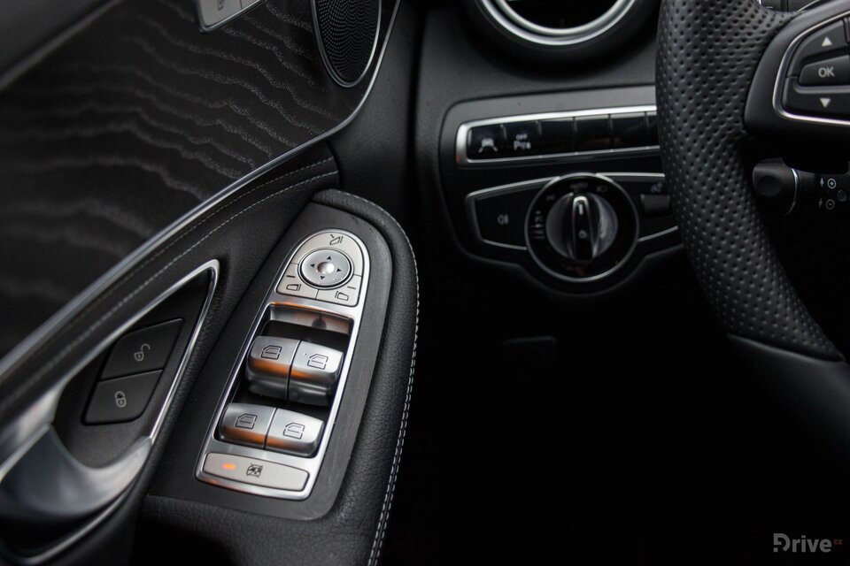 Mercedes-Benz C 350e (2015)