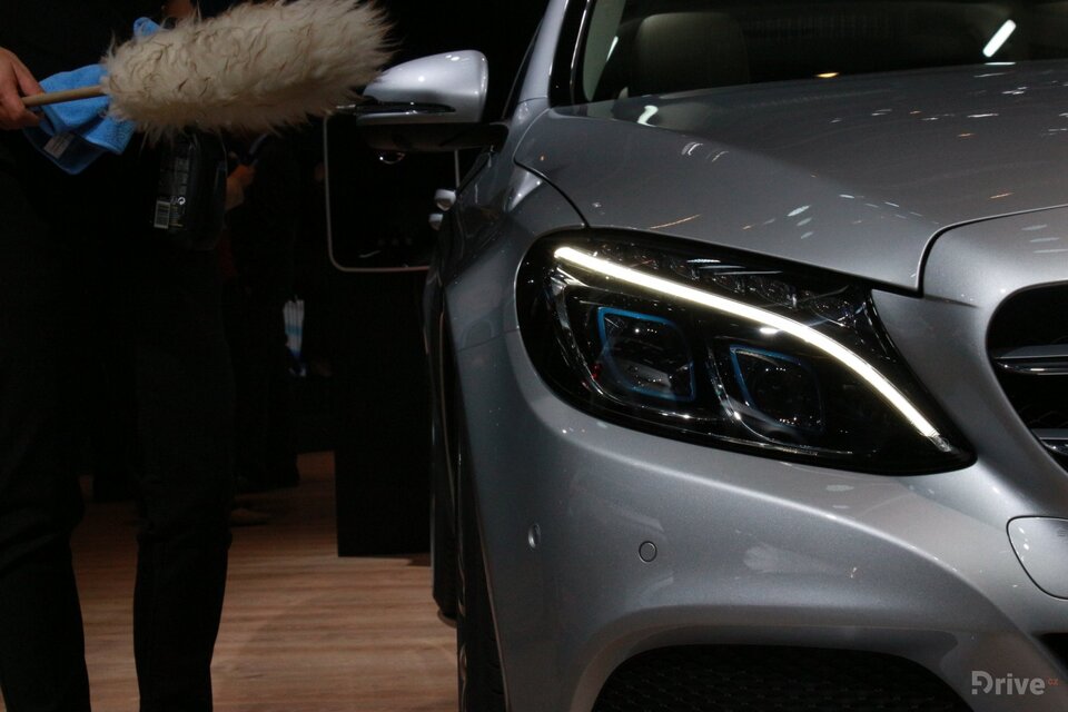 Mercedes-Benz C 350e (2015)