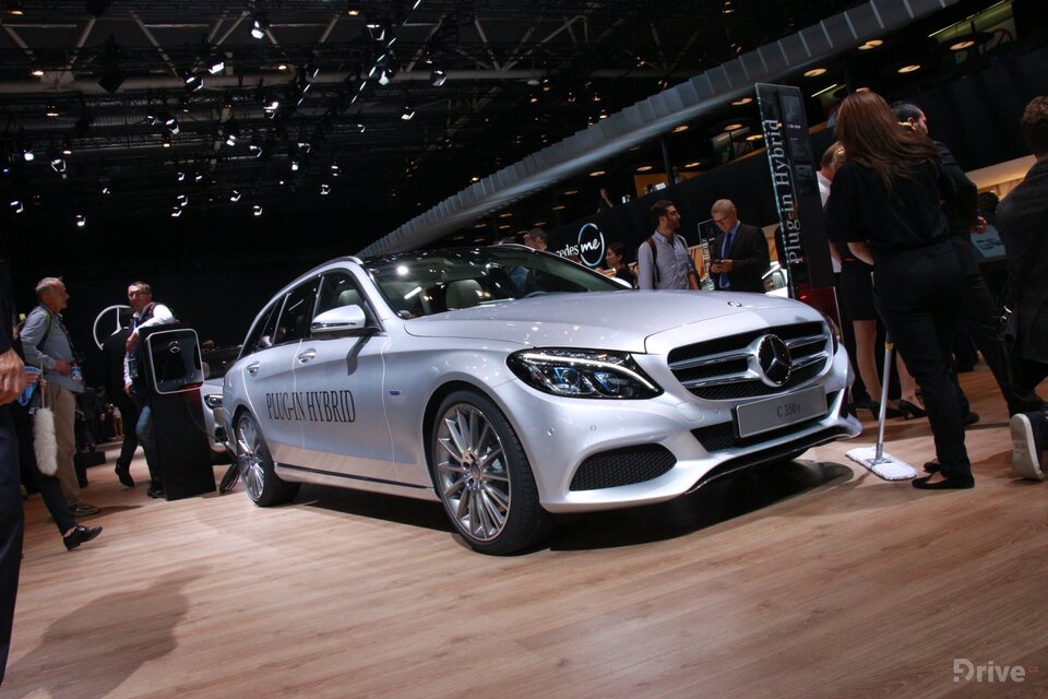 Mercedes-Benz C 350e (2015)