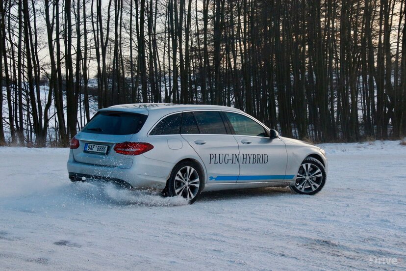 Mercedes-Benz C 350e Combi (2015)