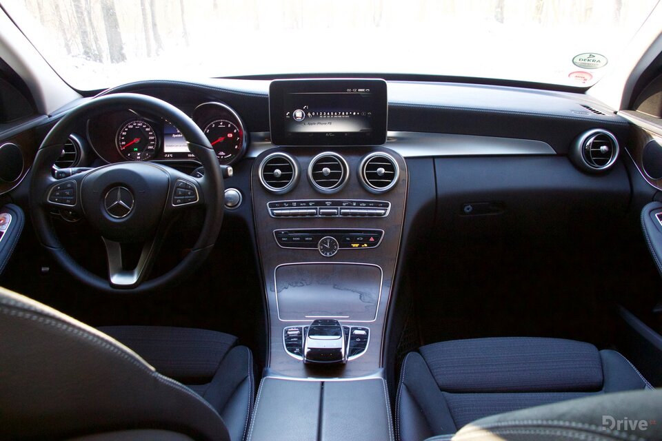 Mercedes-Benz C 350e Combi (2015)