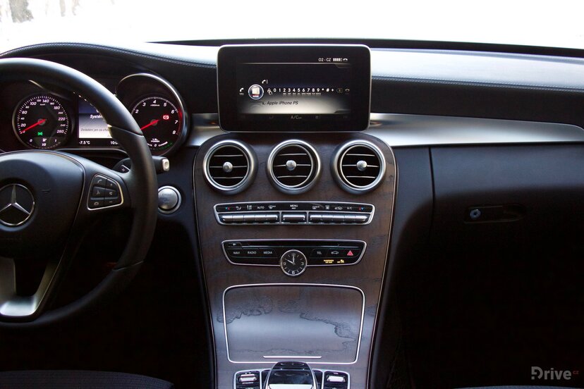 Mercedes-Benz C 350e Combi (2015)