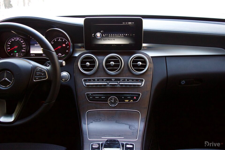 Mercedes-Benz C 350e Combi (2015)