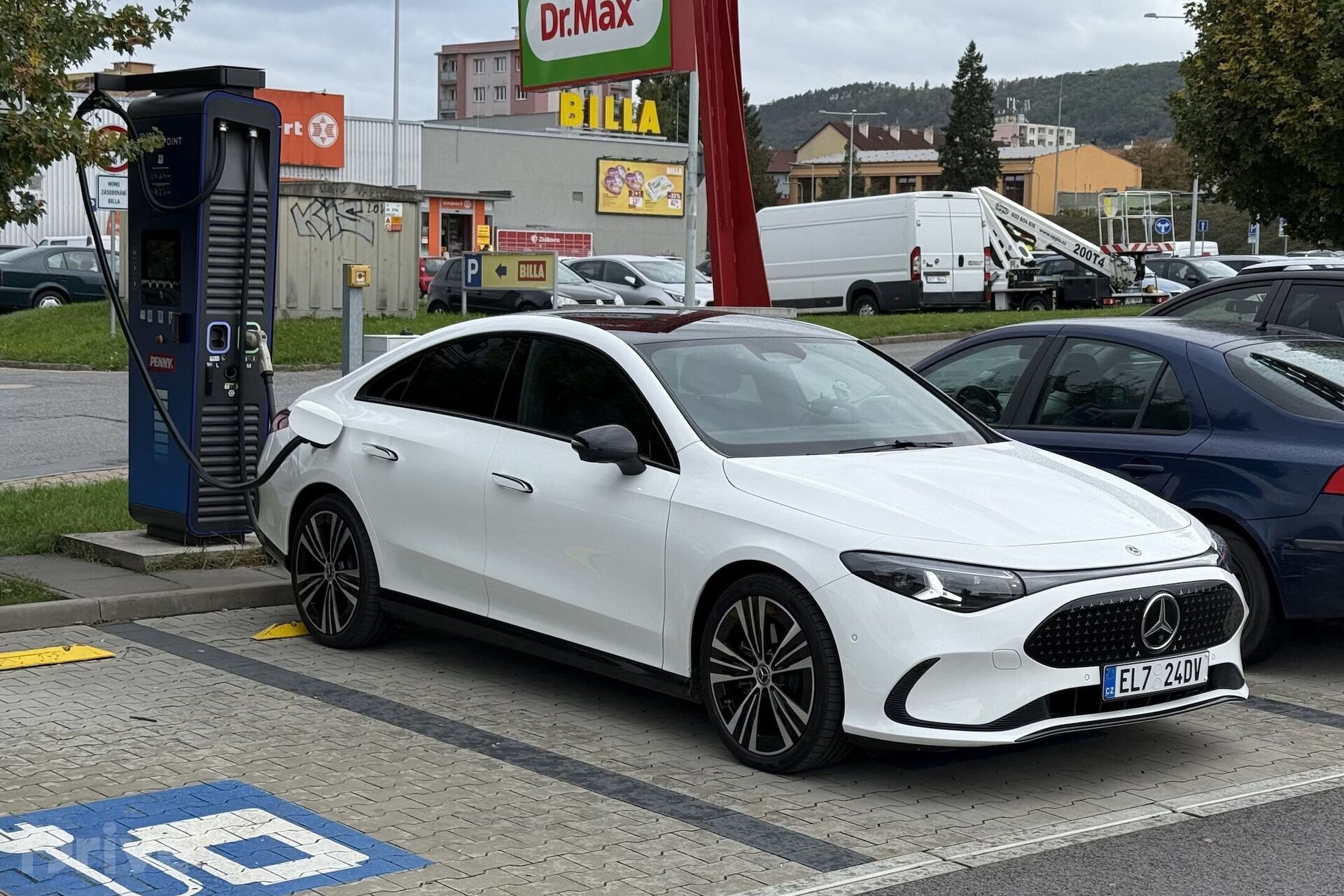 Mercedes-Benz CLA (2025)